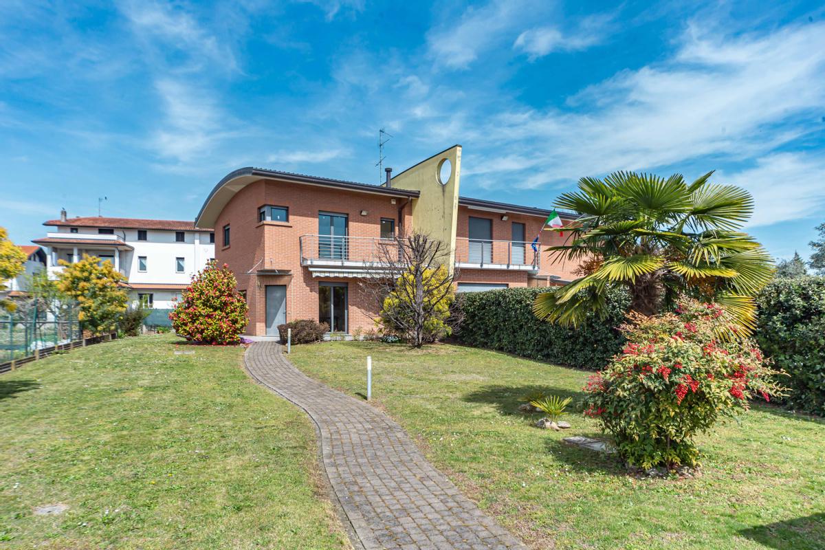 Vendita villa 210mq via Morandi, 15, Mariano Comense Dove.it