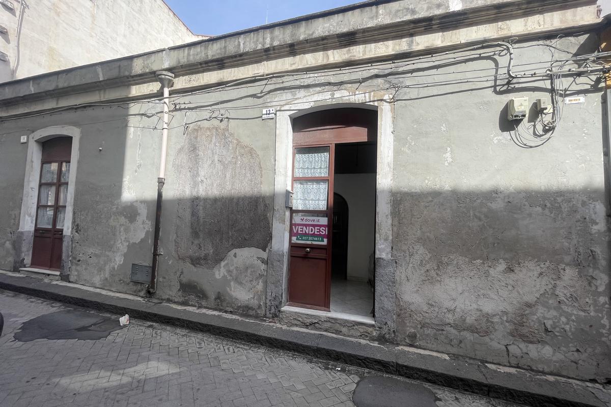 Vendita casa indipendente 171mq Via Ferlito, 12, Catania  #finsubito richiedi mutuo fino 100%